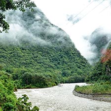 O rio Vilcanota, vital para a Trilha Inca e o Vale Sagrado